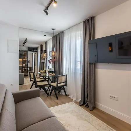 Seafront Luxury Pere * Split