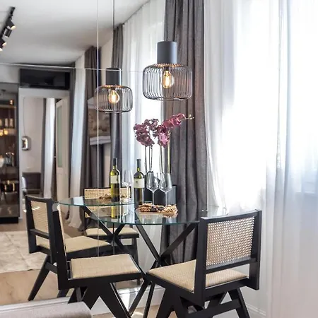 Seafront Luxury Pere Apartman Split